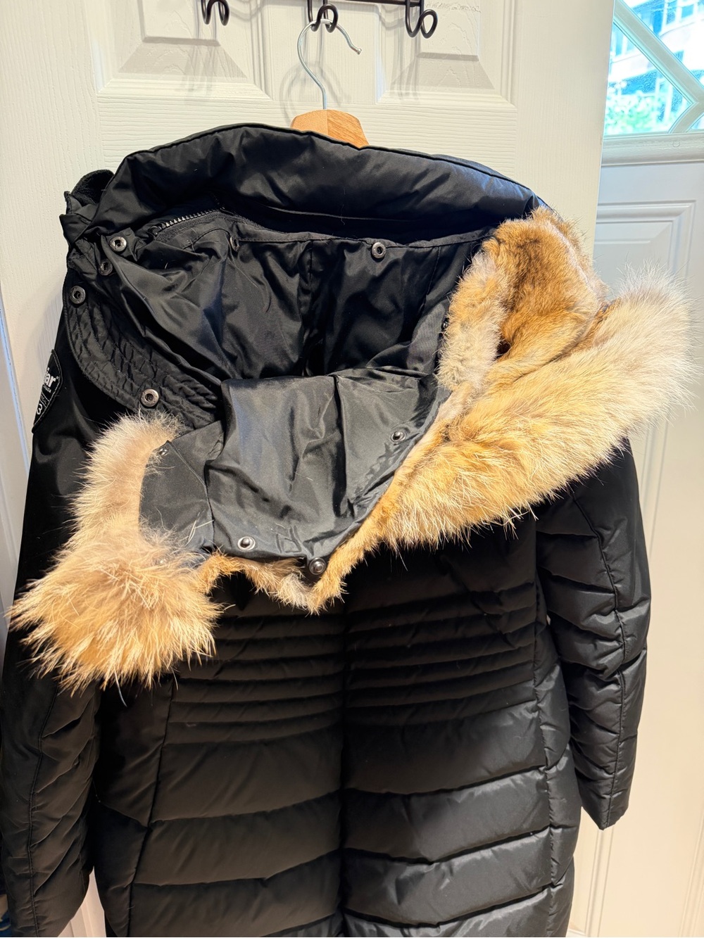 Pajar Women’s Black Quilted Down Parka with Real Fur Hood. Detachable fur/hood - Picture 8 of 16